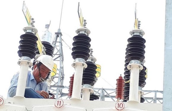 5.000 đồng/kWh, nguy cơ có tiền không mua được điện để dùng 5.000 đồng/kWh, nguy cơ có tiền không mua được điện để dùng